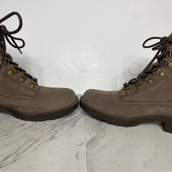 Born Codi Gray Suede Lace Up Boot 6M - Picture 6 of 14